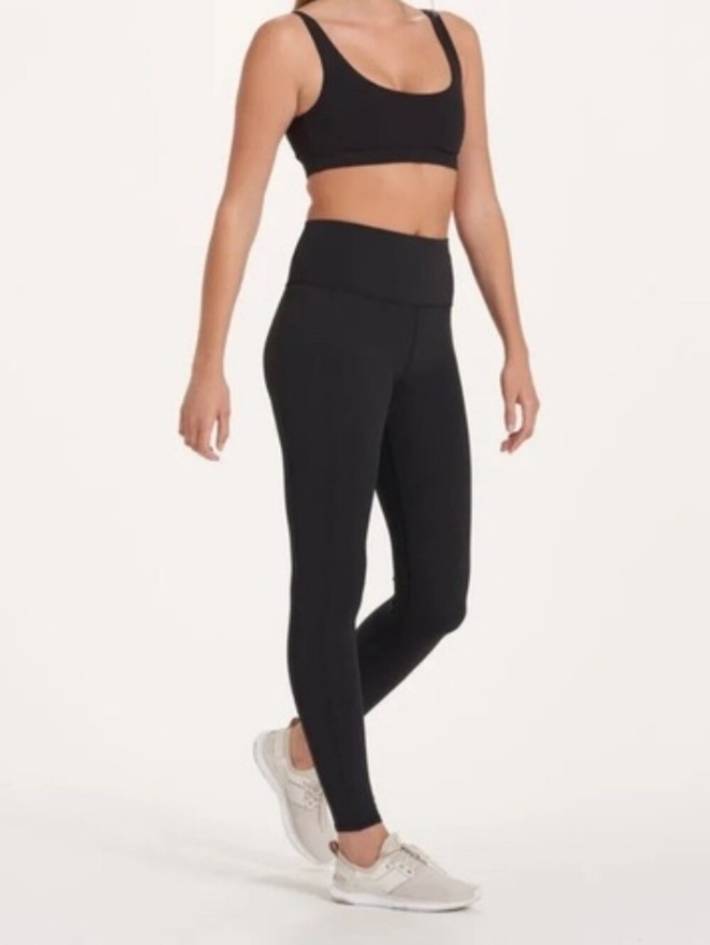 Vouri Studio Pocket Legging Black Size Small. - Picture 4 of 8